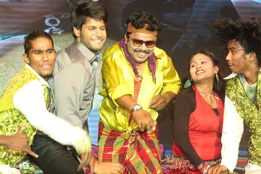 Sampu-Babu-Performance-at-Ra-Ra-Krishnayya-Audio